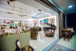 Italian Luxury Villa in the Atenas Hills