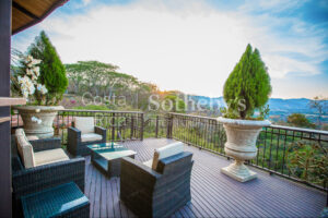 Italian Luxury Villa in the Atenas Hills