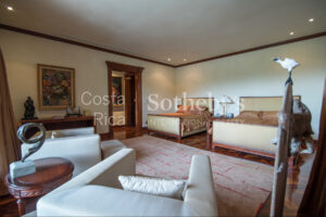 Quite Possibly the True Dream Home, Escazú