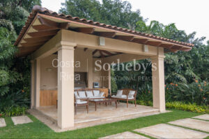 Quite Possibly the True Dream Home, Escazú