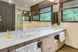 El Silencio Forest Luxe Retreat