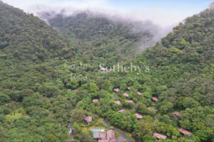El Silencio Forest Luxe Retreat