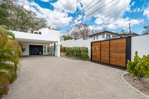 Casa la Familia