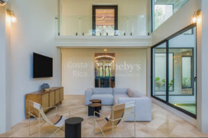 6 Bedroom Fully Renovated Turnkey Villa