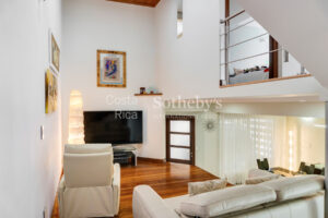 Exclusiva Residencia en Pueblo del Rey