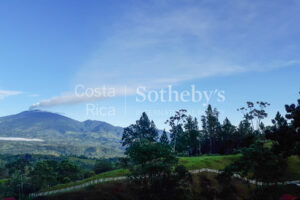 300ha+ Finca Turística Turrialba