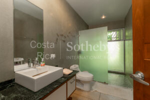 Casa Manifesting
