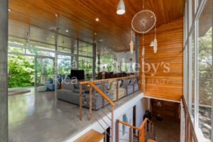 Casa Manifesting