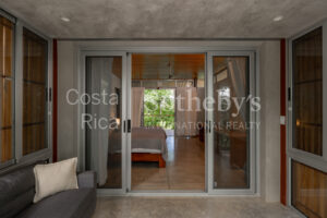 Casa Manifesting