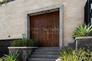 Great Family Home in Excellent Escazu Location