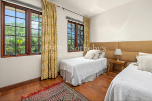 Casa Arbolada in Golf Community at Pinilla