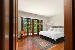 Casa Arbolada in Golf Community at Pinilla