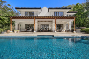 Casa Arbolada in Golf Community at Pinilla