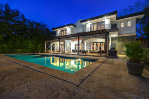 Casa Arbolada in Golf Community at Pinilla