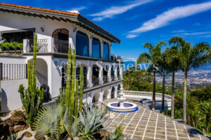 The Belvedere, Escazú