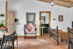 1000ac conservation cloud forest with waterfalls, ecolodge, owner residence