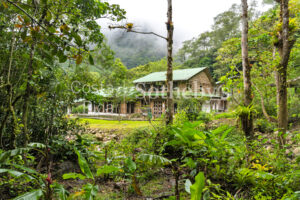 1000ac conservation cloud forest with waterfalls, ecolodge, owner residence