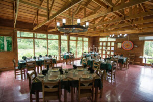 1000ac conservation cloud forest with waterfalls, ecolodge, owner residence