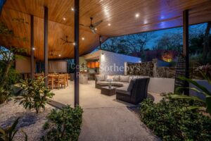 Villas Aolani