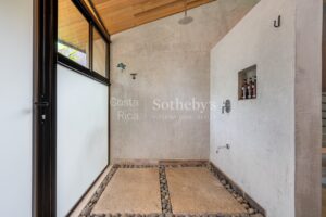 Villas Aolani