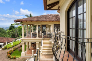 Colonial Estate with Tennis Court on 7 Acres