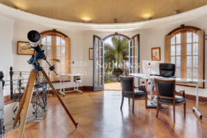 Colonial Estate with Tennis Court on 7 Acres