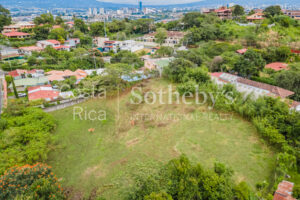Land in San Rafael Escazú
