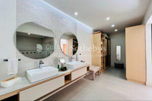 Casa Corales in Golf Community