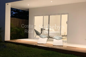 Modern Beach House in Montezuma