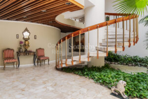 Expansive Escalante Estate