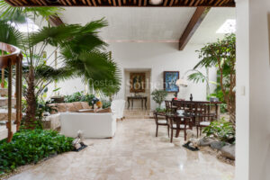 Expansive Escalante Estate