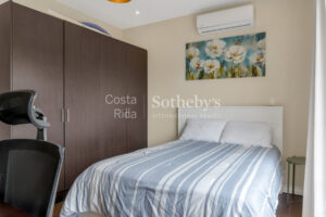 Versailles Residence – San Isidro, Alajuela