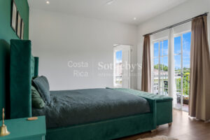 Versailles Residence – San Isidro, Alajuela
