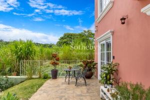 Versailles Residence – San Isidro, Alajuela