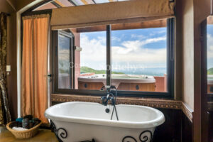 Ocean View Octagon House, San Ramón