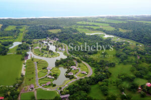Lote en Comunidad de Playa