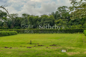 Lote en Comunidad de Playa