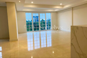Splendid Three Bedroom Apartment in el Cortijo