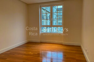 Splendid Three Bedroom Apartment in el Cortijo