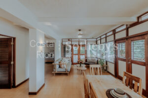 Walk To Beach Condominio De Las Flores