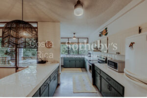 Walk To Beach Condominio De Las Flores