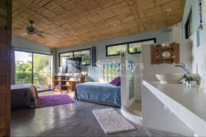 Ocean & Valley View Green Oasis