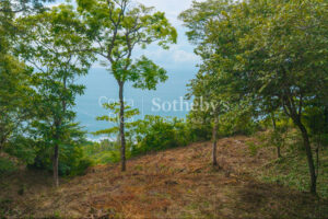 Cliffside Lot Stunning Oceanviews