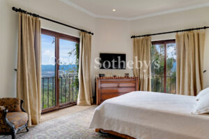 Altavista Luxury Estate