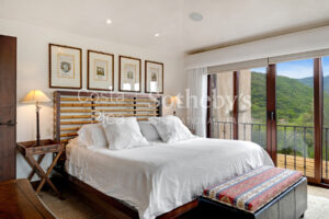 Altavista Luxury Estate