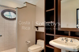 Altavista Luxury Estate