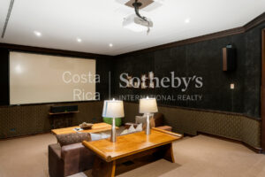 Altavista Luxury Estate