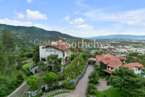 Altavista Luxury Estate