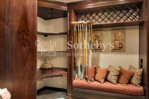 Altavista Luxury Estate