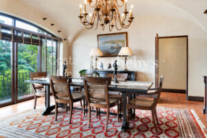 Altavista Luxury Estate